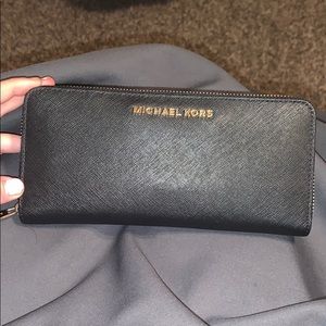 Black Michael Kors wallet